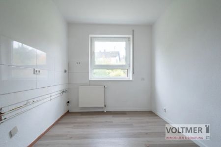 WOHNEN IN OTTWEILER - gemütliche 4-Zimmer-Wohnung in gefragter, ruhiger Lage mit Ausblick! - Foto 3