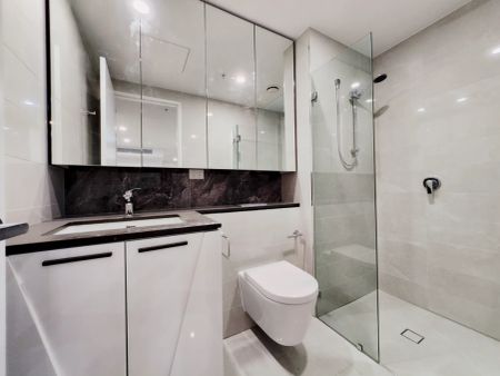 2 bed 1 bath-110 - Photo 4