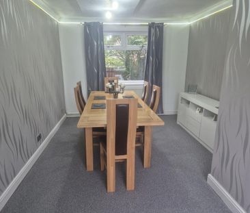 3 bedroom semi-detached house to rent - Photo 2