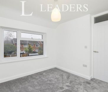 3 bedroom terraced house to rent - Photo 2