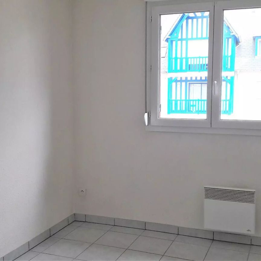 location Appartement T3 DE 51m² À ST ARNOULT - Photo 1