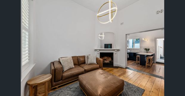 Furnished Heritage Cottage on the Park - Photo 1