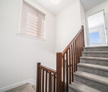 For Lease - 149 Lemon Leaf Lane, Leitrim, Ontario - Photo 2