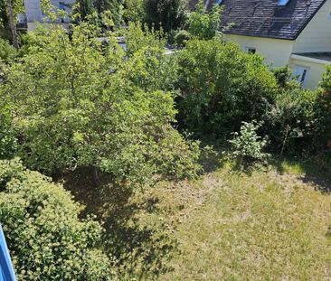 1 Zimmer Wohnung, saniert mit Balkon und Autoabstellplatz - Foto 1