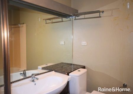 Neat, Tidy & Well Located - Photo 4