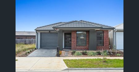 14 Hubbard Street, Wyndham Vale, Vic 3024 - Photo 3