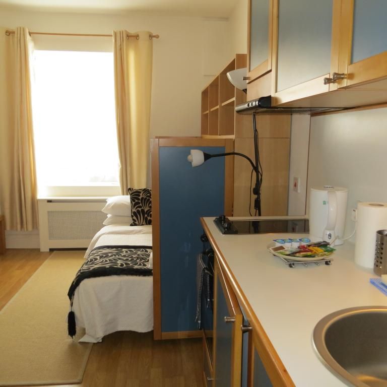 Flat 109 Fulham Palace Road, Fulham W6 9HH - Photo 1