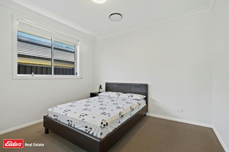 Well Presented - Four Bedroom Family Home - Photo 4
