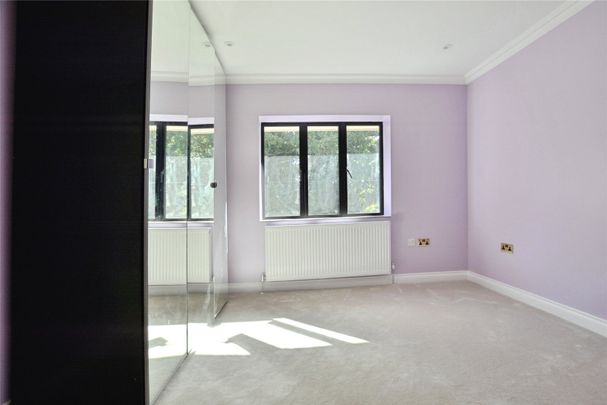 property to rent - Photo 1