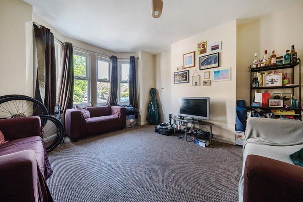 6 bedroom semi-detached house to rent - Photo 1