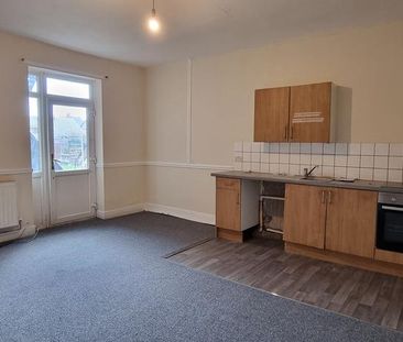 1 bedroom ground floor flat to rent - Photo 4