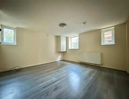 1 Bedroom Apartment Available Arranging tenancy - Photo 2