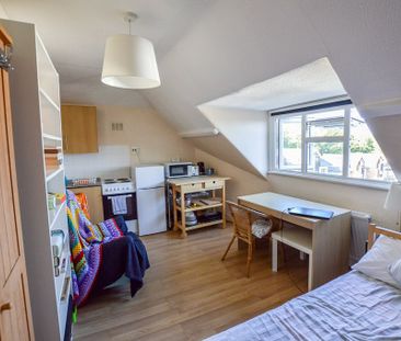 Muswell Hill Road, London, N10 3JE - Photo 2