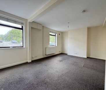 3 bedroom end of terrace house to rent - Photo 4