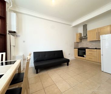 2 Bed Flat, Jackson Road, N7 - Photo 1