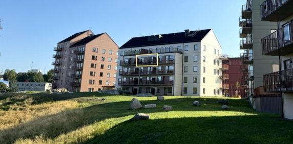 Gårdstensvägen, Angered - Photo 2
