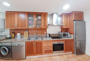 FOR RENT: SPACIOUS AND ELEGANT 4-BEDROOM BUNGALOW FOR LONG TERM