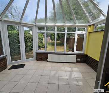 4 bedroom semi-detached house to rent - Photo 2