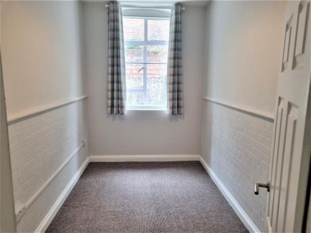 South Brink, Wisbech - Photo 2