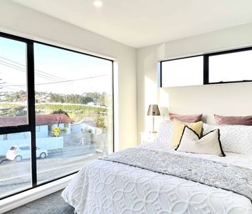 2 bedroom plus study in Massey - Photo 3