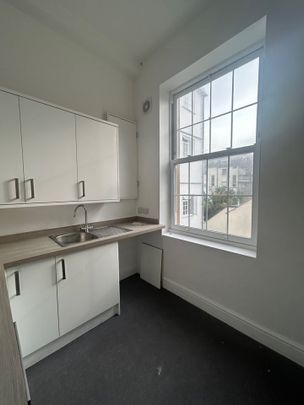 3 Bed Maisonette, Norfolk Square, BN1 - Photo 1