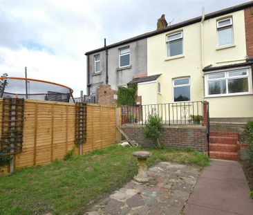 3 bedroom terraced house to rent - Photo 2