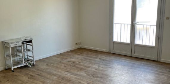 Location appartement 2 pièces, 43.52m², La Roche-sur-Yon - Photo 2