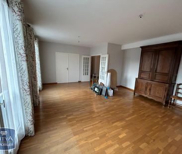 Location Appartement 4 pièces 102m² BEAUVAIS 60000 - Photo 2