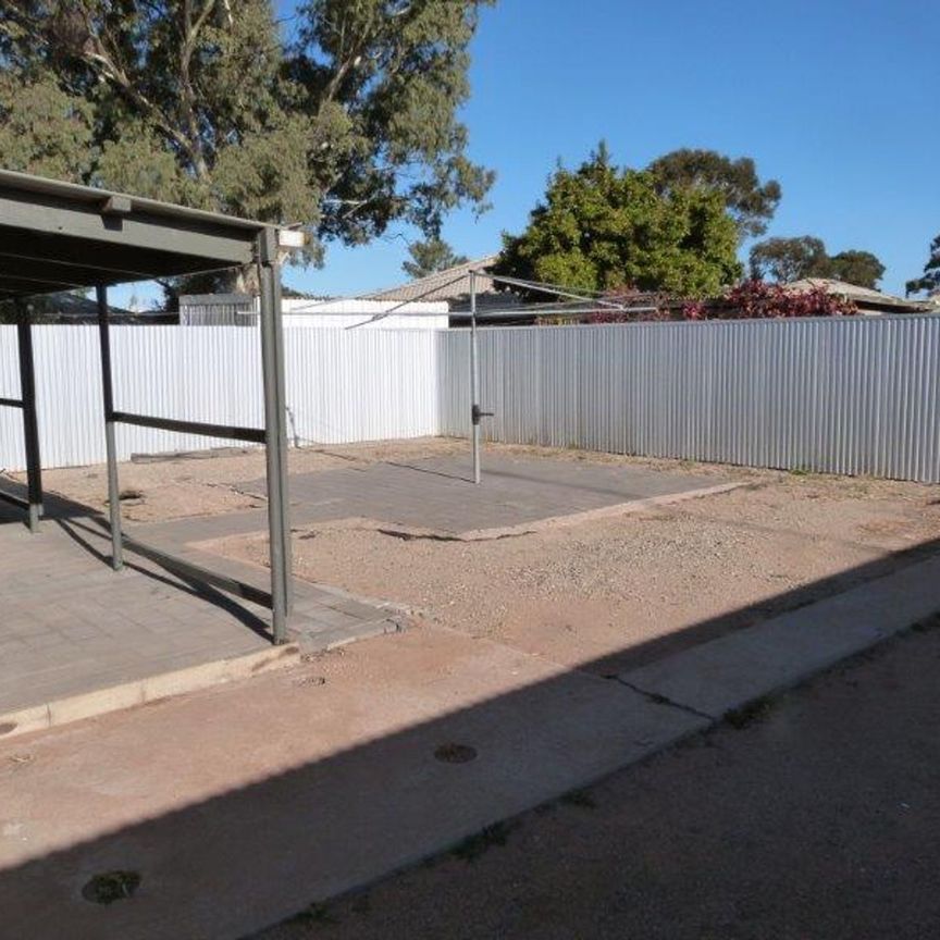 20 Victoria Parade&comma; Port Augusta - Photo 1