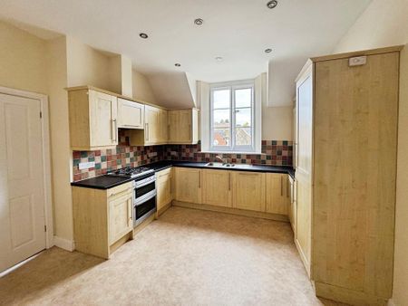 2 bedroom flat to rent - Photo 4