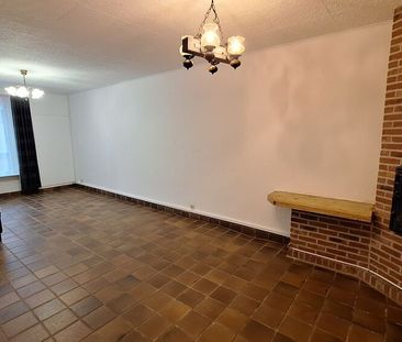 Ruime woning met 2 volwaardige slaapkamers in het charmante Watou. - Photo 2