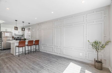 For Lease - 82 Emery Street, London South, Ontario - Photo 5