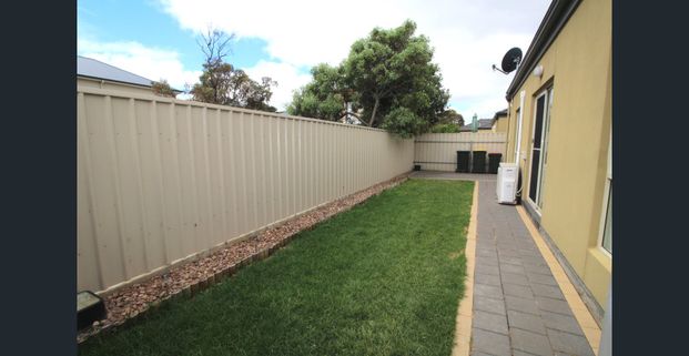 WALK TO RESTAURANTS AND BEACH - Photo 1