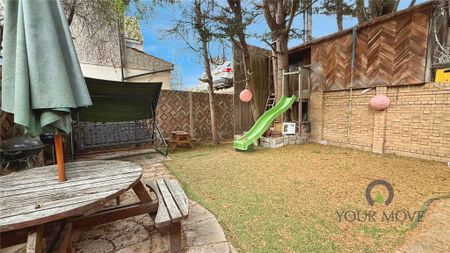 1 bedroom in a house share to rent - Photo 4