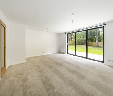 4 bedroom detached house to rent - Photo 1