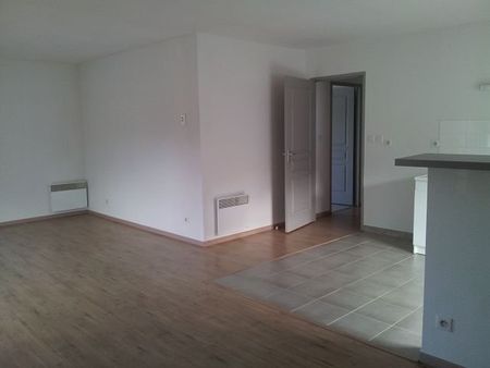 Location Appartement 4 pièces 87m² SAUMUR 49400 - Photo 3