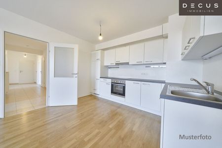 | 3-ZIMMER WOHNUNG | MIT LOGGIA | TOLLE VERKEHRSANBINDUNG | NIEDRIGE ENERGIEKOSTEN - Photo 2