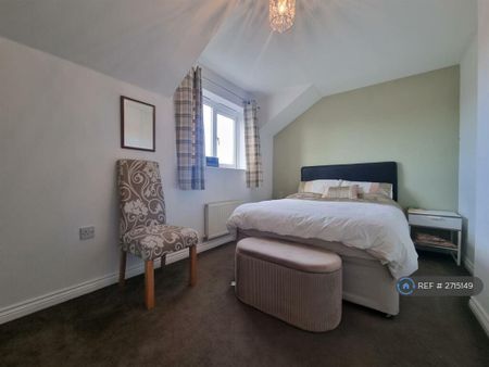 3 bedroom terraced house to rent - Photo 4