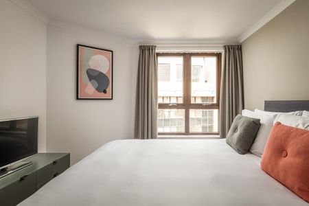 1 bedroom serviced apartment to rent - Photo 3