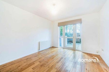 Muirfield Close, Reading, Berkshire, RG1 - Photo 3