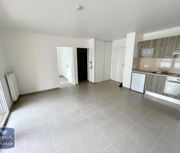 Location Appartement 2 pièces 41m² PETIT COURONNE 76650 - Photo 2