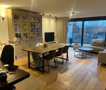 Modern appartement te huur in centrum Waregem - Photo 2