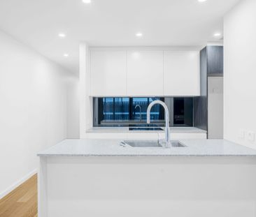 Spacious 1-Bedroom Apartment with Private Courtyard – 6-Month Lease... - Photo 4