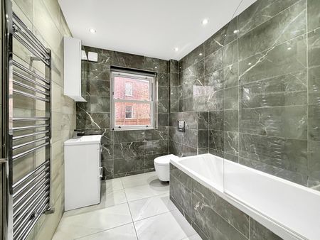 2 Bed Flat, Bentley Road, L8 - Photo 5