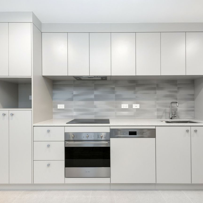 Bright And Modern Apartment In Turner - Photo 1