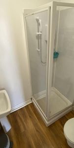 Flat to rent - Photo 3