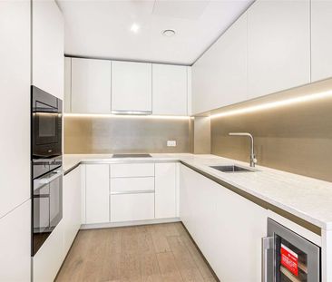 An exceptional one bed apartment moments from the river. - Photo 2