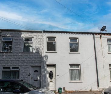 2 bedroom terraced house to rent - Photo 4