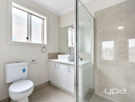 Comfortable Living in a Quiet Maddingley Setting - Photo 4