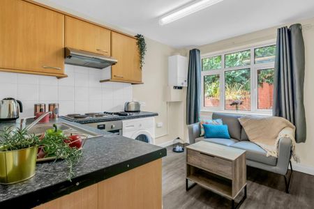 1 bedroom flat to rent - Photo 4